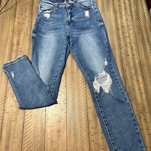 Judy Blue Ripped Skinny Jeans in Classic Blue